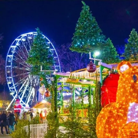 Escale Au Pied De La Cite 카르카손