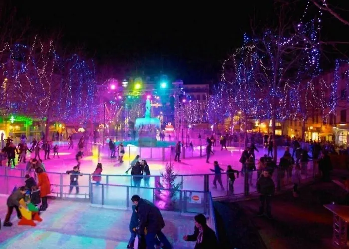 Escale Au Pied De La Cité * Carcasona