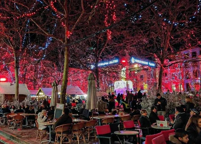 Escale Au Pied De La Cite Daire *